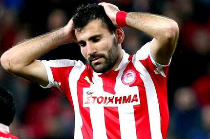 Στο χειρουργείο ο Σιόβας, 3-4 μήνες εκτός!