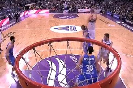 Ελληνικό κατά το ήμισυ το Top-10