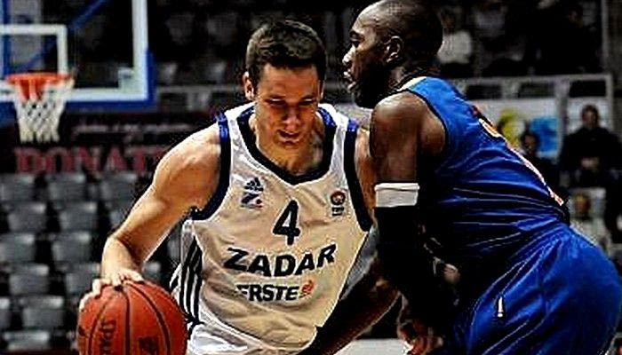 Ανακοίνωσε τον Τσαρ