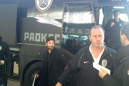 Ηρεμία κατά την αναχώρηση για Λισαβόνα (videos)