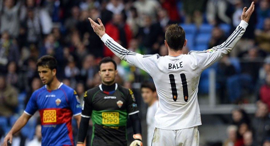 Τα φάουλ του Mπέιλ: “Με τη βαλβίδα μπροστά και με τέσσερα βήματα φόρα”