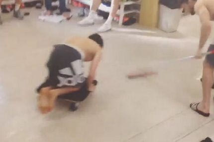 Κέρλινγκ στα… αποδυτήρια