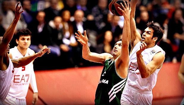 Αφιέρωμα του Παναθηναϊκού στους 2.000 πόντους του Διαμαντίδη