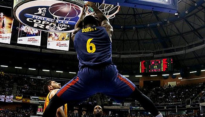 Kάρφωσε δύο φορές σε 10 δεύτερα ο Ντόρσεϊ (VIDEO)