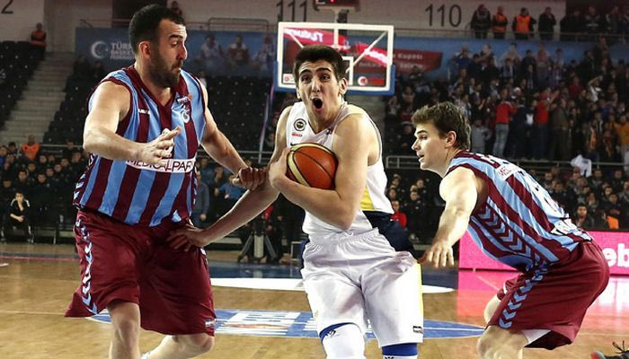 Νίκησε η Φενέρμπαχτσε, έχασε τον Σίπαχι