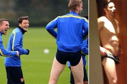 Ο Μερτεζάκερ κοροϊδεύει τον Ζιρού