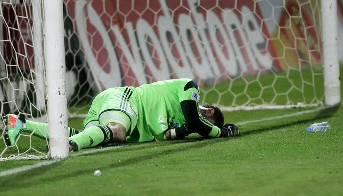 Μανουσάκης: “Δεν φαίνεται ότι υπήρχε ρίψη αντικείμενου”