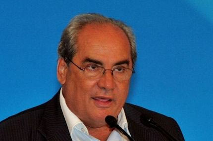 Φωταγωγήθηκε ο Πειραιάς
