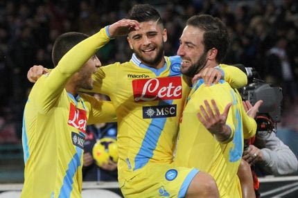 23η αγ.: Η Νάπολι υπέταξε τη Μίλαν, επιστροφή στις νίκες για Φιορεντίνα