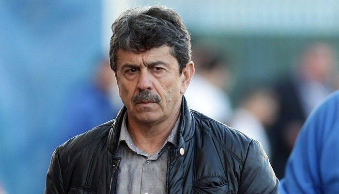 Ανανέωσε ο Πετράκης