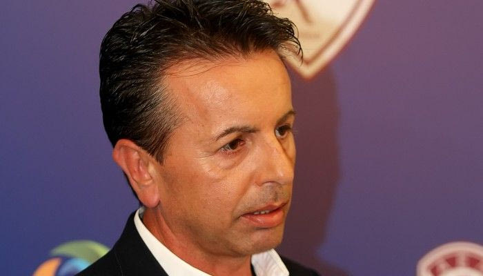 Ζήτησε συγγνώμη ο Πλεξίδας, σε λειτουργία η ΠΑΕ