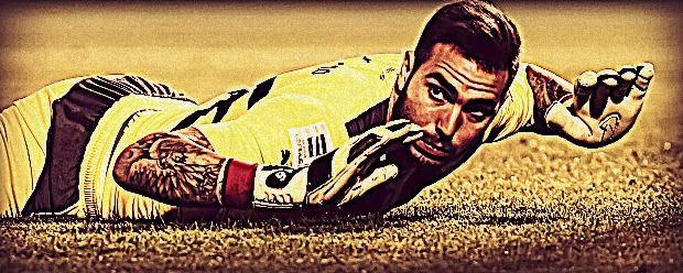 Ο Αντώνης, ο Ρομπέρτο και ο Μπουφόν