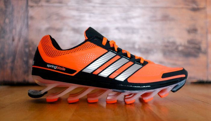 Η adidas προσφέρει εκρηκτική ενέργεια με το #Springblade