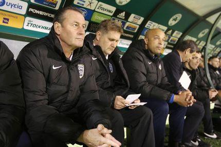 Κάτι κύριε Στέφενς, οτιδήποτε…