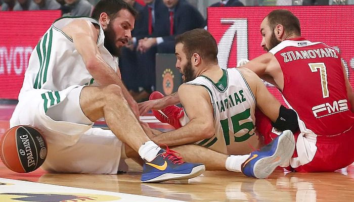 Ένα… ποδοσφαιρικό σχόλιο για το ντέρμπι του μπάσκετ