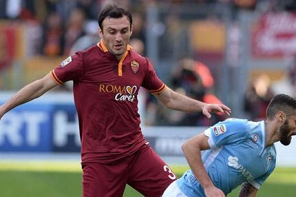 23η αγ.: Η Λάτσιο άντεξε το “σφυροκόπημα” της Ρόμα, γκέλα στο τέλος για Γιουβέντους