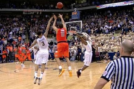 Τρελό buzzer beater στις Η.Π.Α