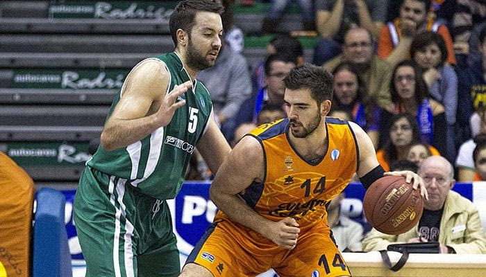 Πρώτη και καλύτερη η Ούνιξ