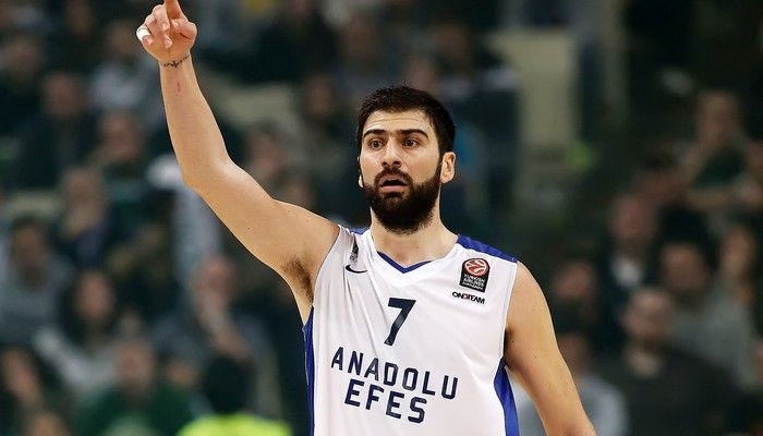 Επιστροφή στην Ισπανία για τον Βασιλειάδη