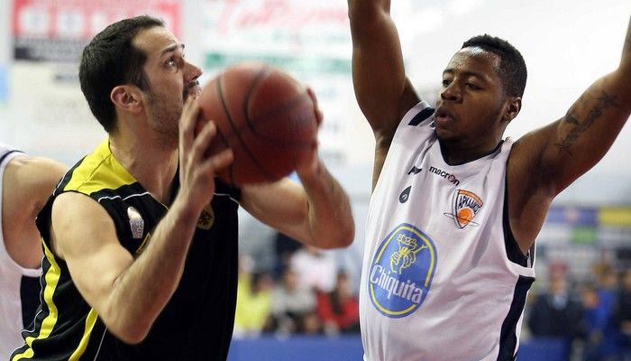 19η αγ.: Ασταμάτητη η ΑΕΚ, η Καβάλα πιέζει τον Κόροιβο