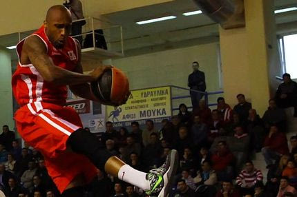 Στο χειρουργείο ο Κρόκερ