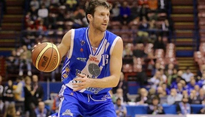 Οι 44 πόντοι του Ντίνερ (video)