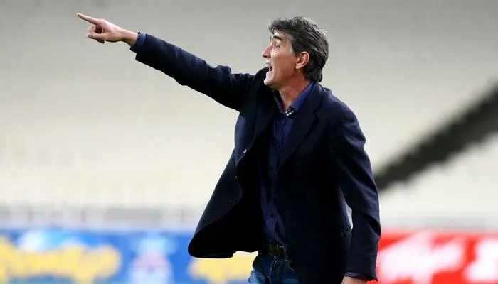 Ντόστανιτς: “Είμαστε σαν… στυμμένα λεμόνια”