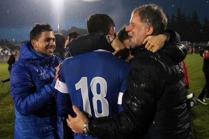 Ελπίδες: Παλικαρίσια νίκη επί της Τουρκίας με 9 παίκτες!