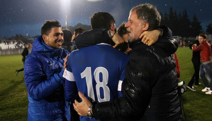 Ελπίδες: Παλικαρίσια νίκη επί της Τουρκίας με 9 παίκτες!