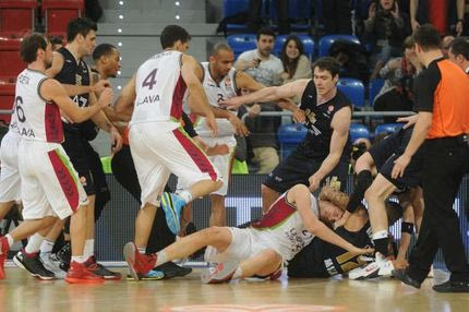 Πιάστηκαν στα χέρια στο Μπασκόνια – Μιλάνο