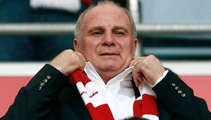 Το κάστρο της Μπάγερν πέφτει από μέσα