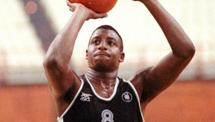 Τζόουνς: “Μου άρεσε ο ΠΑΟΚ, όχι οι διαιτητές”