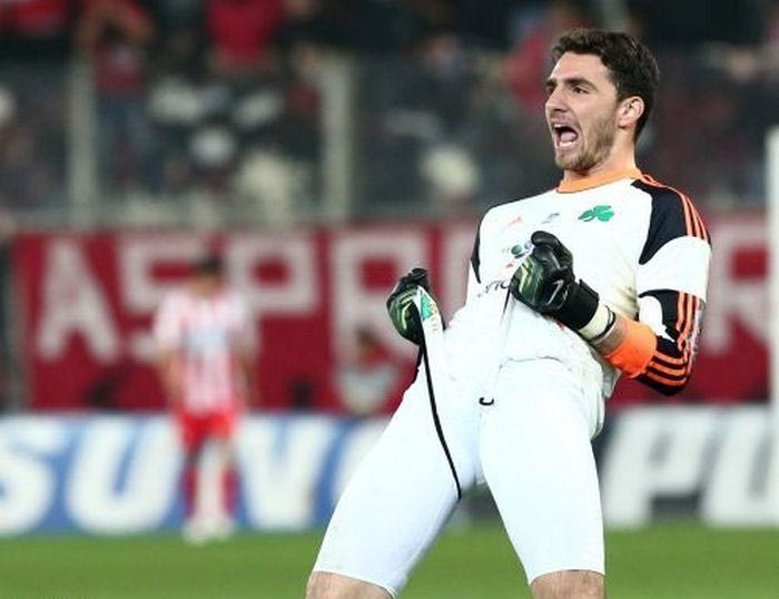 ”Πόρτα” σε Νότιγχαμ για Καπίνο