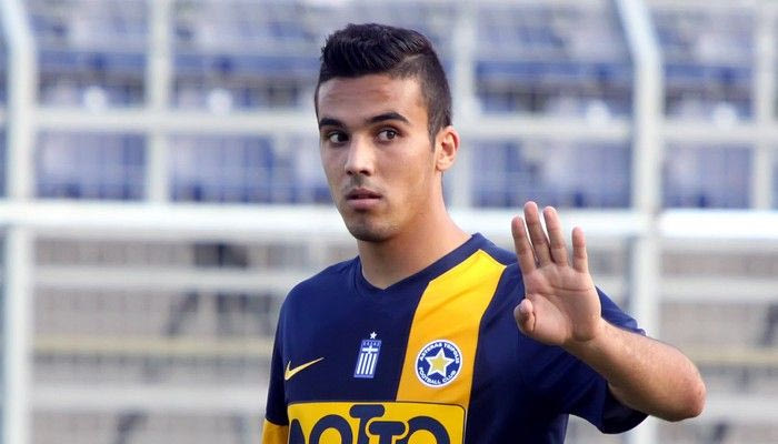 Kάνει κίνηση για Κουρμπέλη!