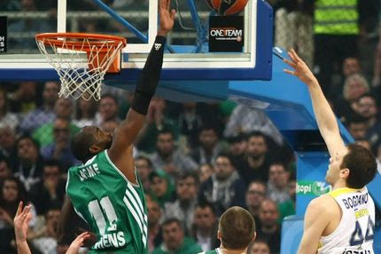 Top plays: Το κόψιμο του Λάσμε και το κάρφωμα του Σχορτσανίτη