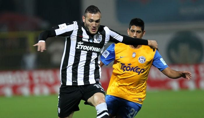 Στα… πιτς Λούκας, Χούσεν