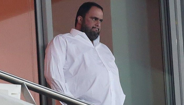 Μαρινάκης σε ποδοσφαιριστές: “Να ξεπλύνετε το 0-3 από τον Παναθηναϊκό”