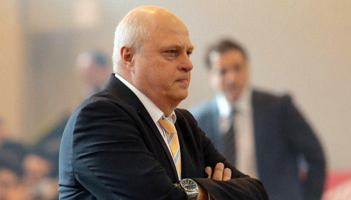 Μίνιτς: “Η δόξα ανήκει στους παίκτες”. Σκαραφίγκας: “Έπρεπε να έχουμε 12 Λαρεντζάκηδες”