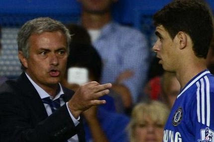 Μουρίνιο: “Με 300 εκατ. λίρες, θα το σκεφτούμε…”