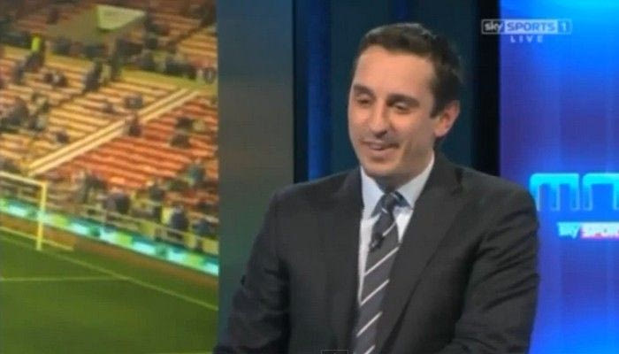 Σπάνια ατάκα Νέβιλ για τη μάχη της Premier