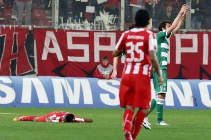 Στο πλευρό του Ολαϊτάν παίκτες και προπονητής