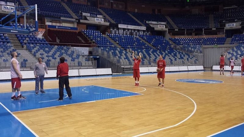 Mε 12άδα αλά Λαμποράλ στη Μάλαγα