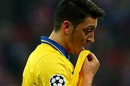 Εκτός δράσης για ενάμισι μήνα ο Εζίλ