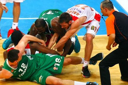 Φαγωθείτε οι… δυο σας