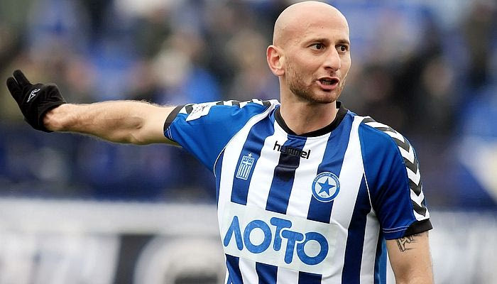 Στην άκρη ο Παπαδόπουλος, πάει γι’ άλλα