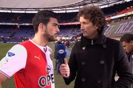 Τα… έχωσε στον δημοσιογράφο