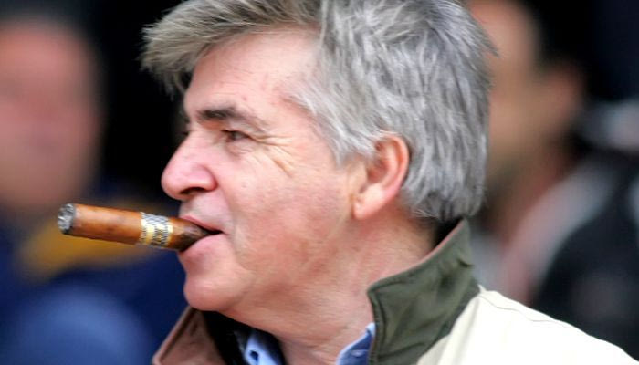 Ο Σκούρας στην… εφεδρεία