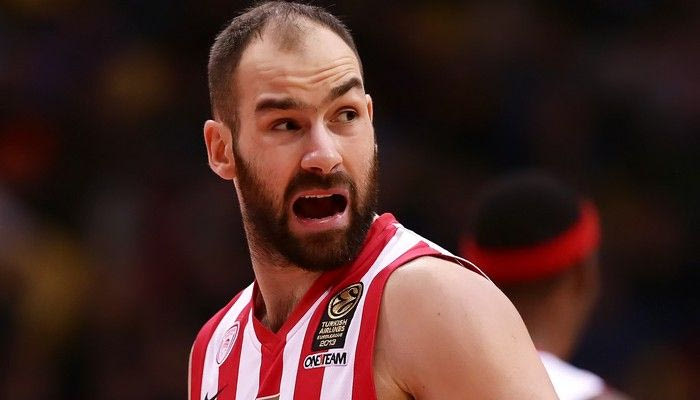 Γύρισε το αφεντικό, δούλεψε το μαγαζί