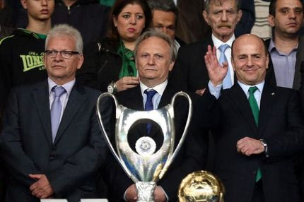 Ευχαρίστησε τους πάντες εκτός… από τις ομάδες!