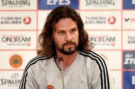 Αλβέρτης: “Πάμε για πρόκριση, όχι για πλάκα”